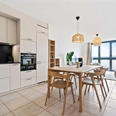 Spacious 2br Retreat In Esch-belval شقة إيش زور أليتْسّيتِّ